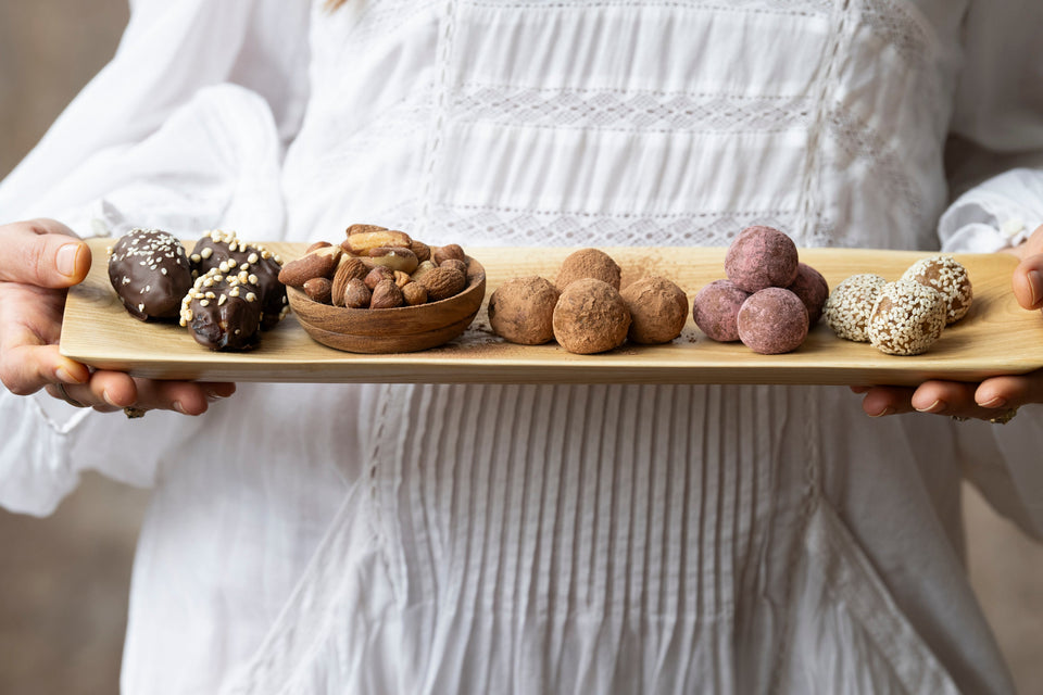 Snacking According to Ayurveda: Nourishing or Numbing Your Digestive Fire?